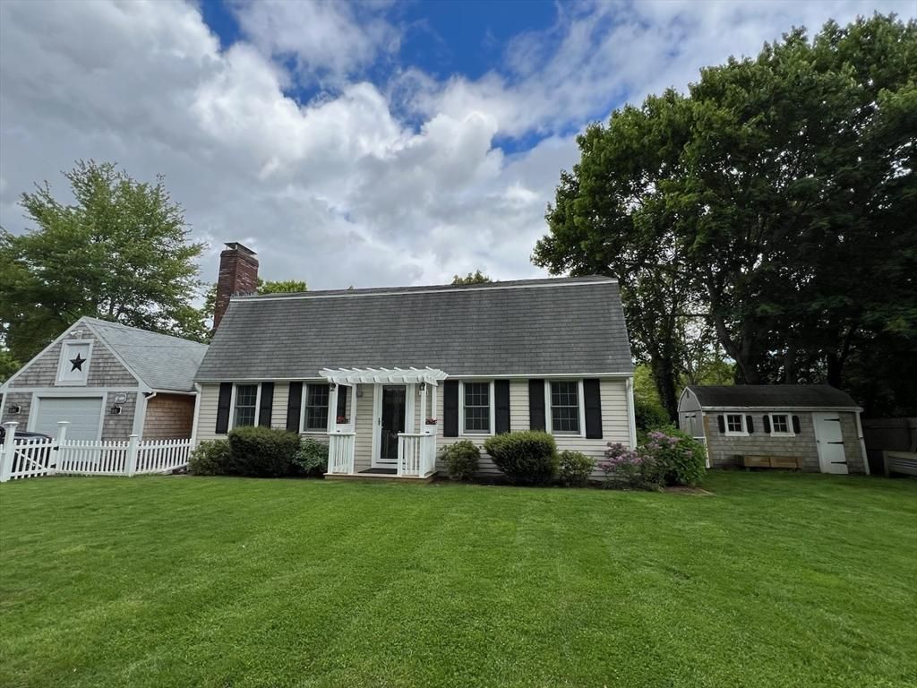 Spacious Gambrel-Style Home
