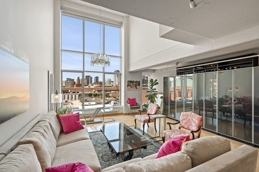 25 Channel Center St Unit 807