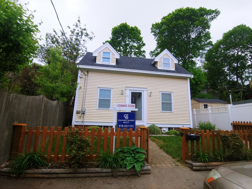21 Beacon St
