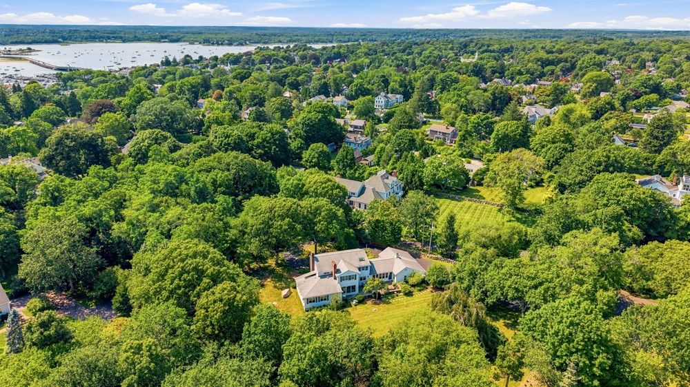 Elegant Living, Unbeatable Location