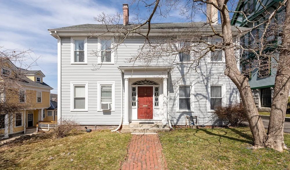 36 Cedar St