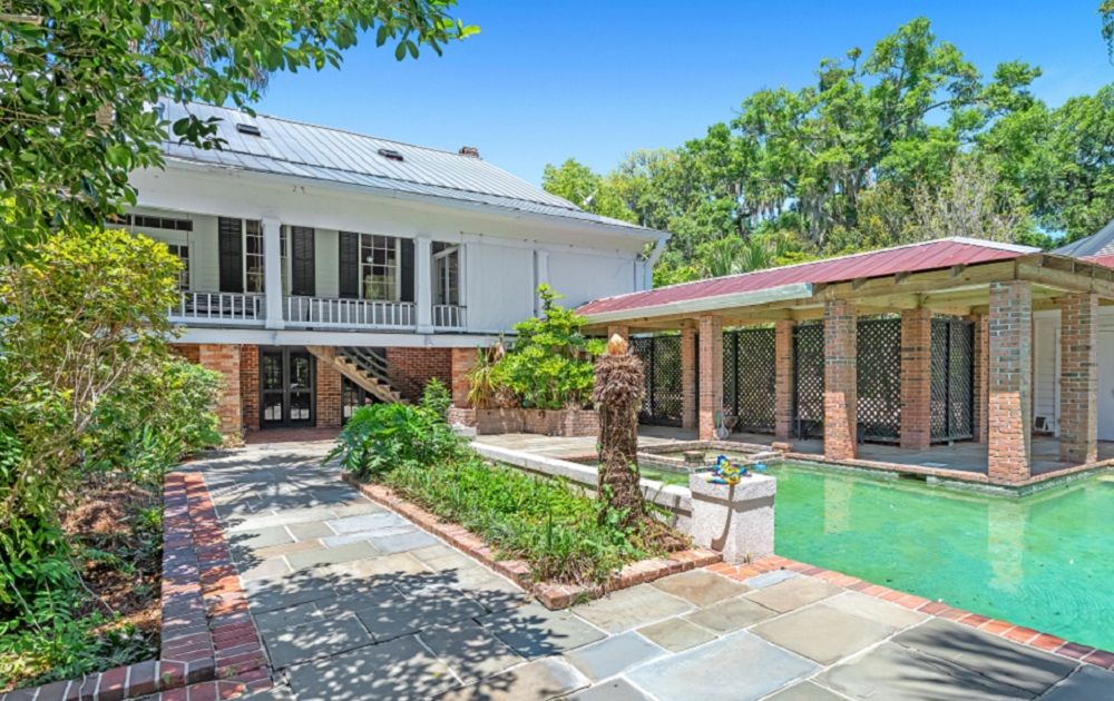 907 Captain O’neal Dr