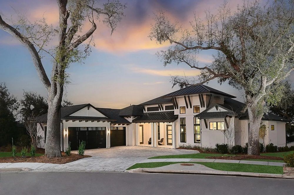Waterfront Luxury Fully Furnished Arthur Rutenberg Home