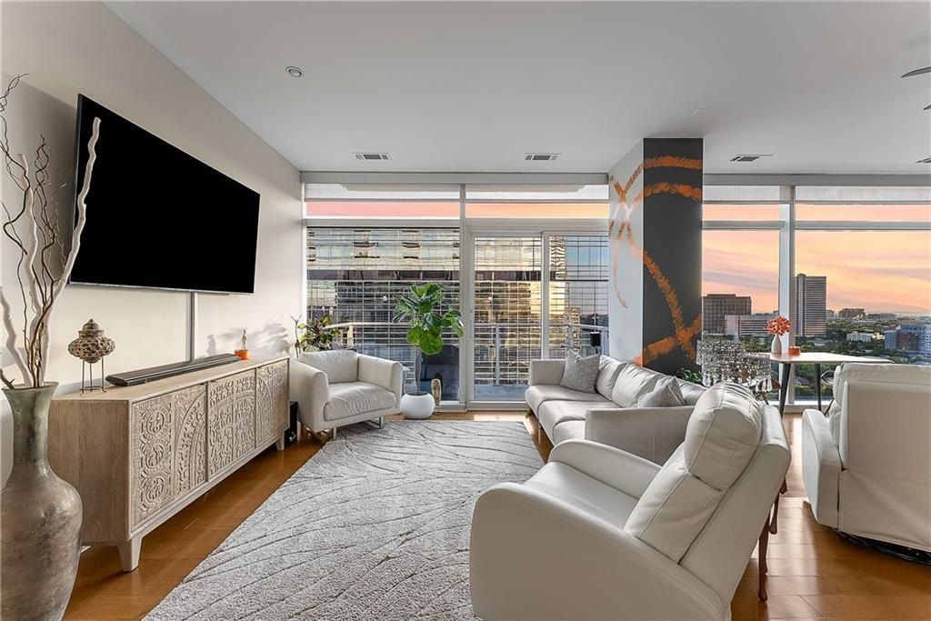 45 Ivan Allen Jr Blvd NW Unit 1703
