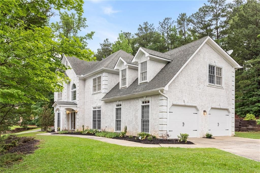 1841 Lake Cove Drive