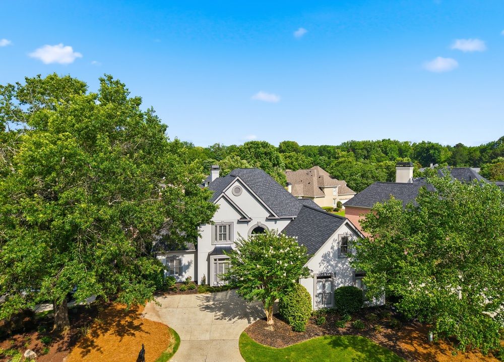 Experience Lakefront Living