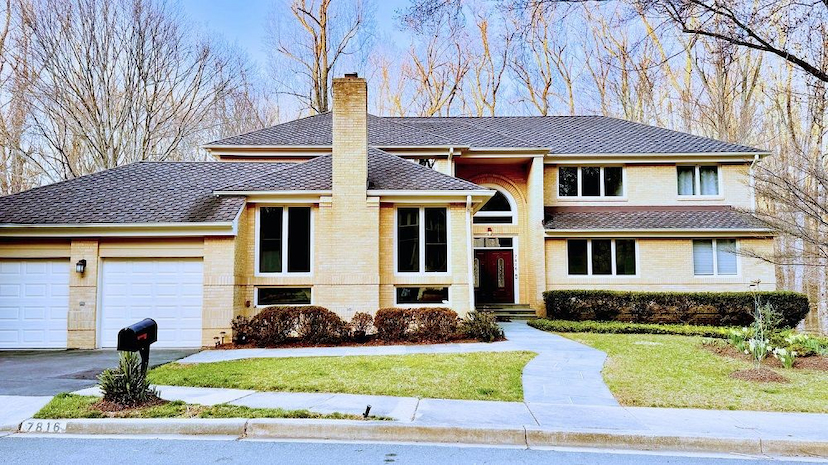 7816 Laurel Leaf Drive