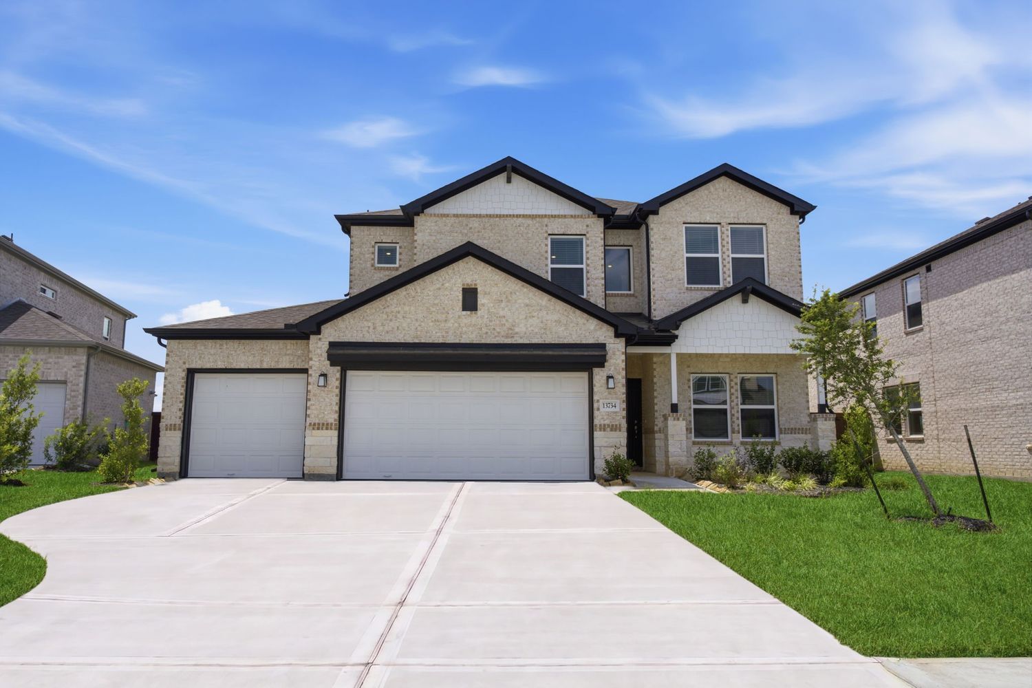 13734 Olympic River Ln