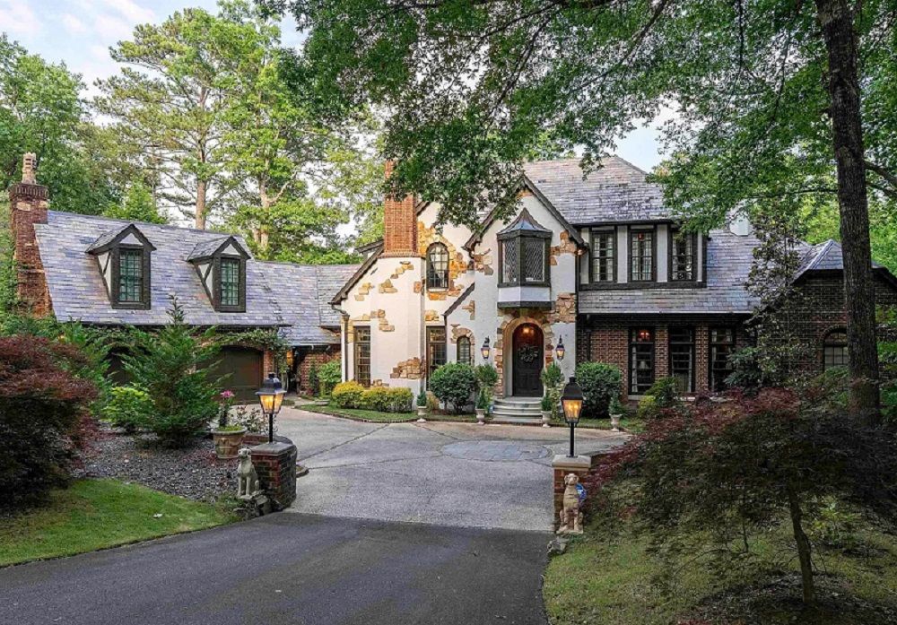 Timeless Elegance At Shoal Creek