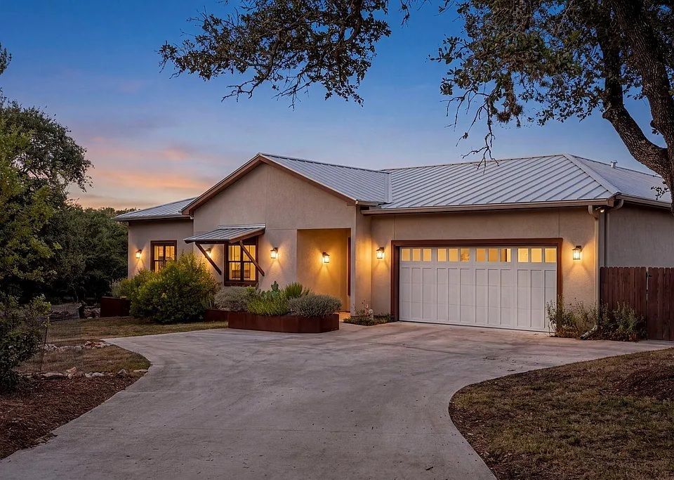 Hill Country Retreat