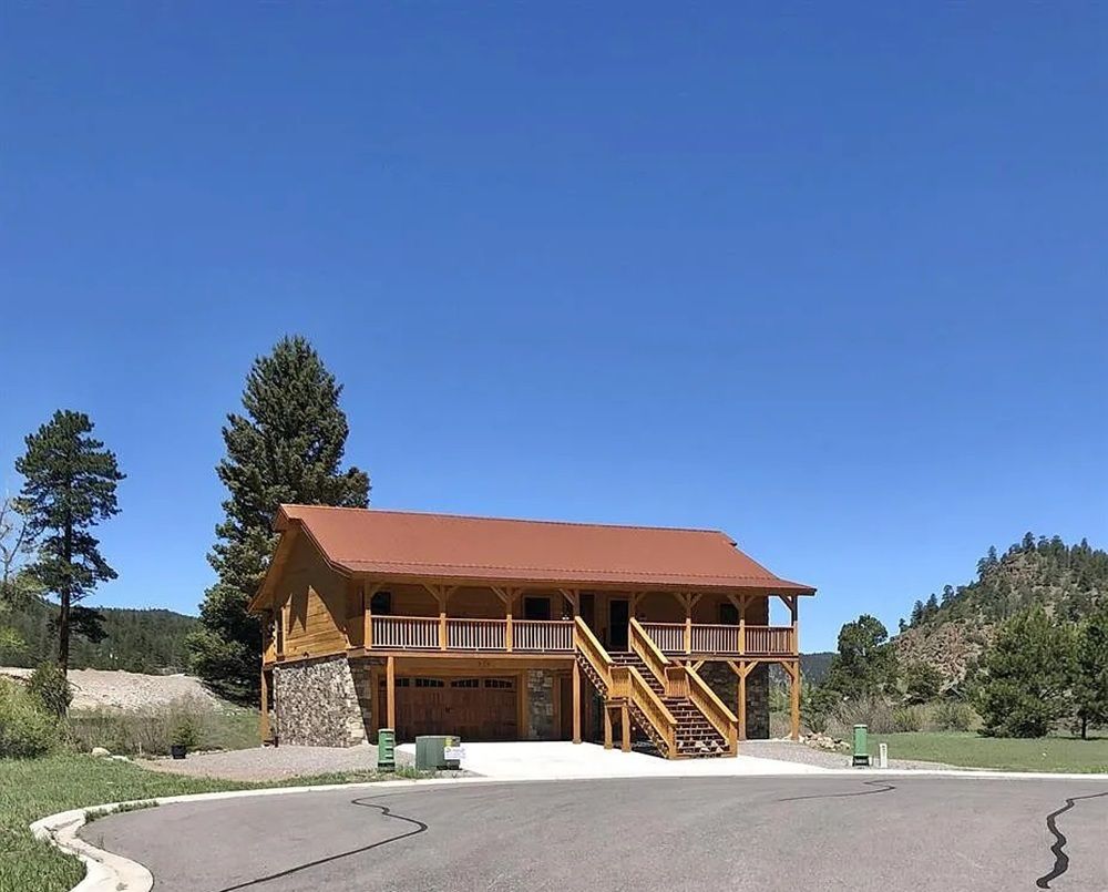 526 Vista Del Rio Drive