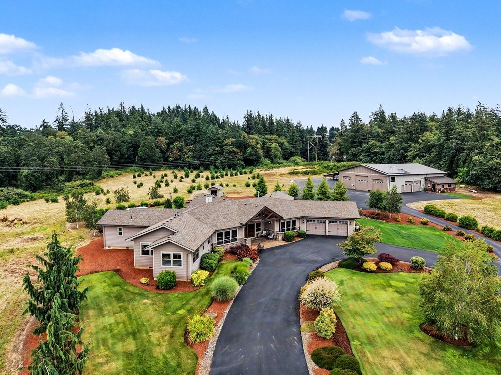 Private Country Estate!