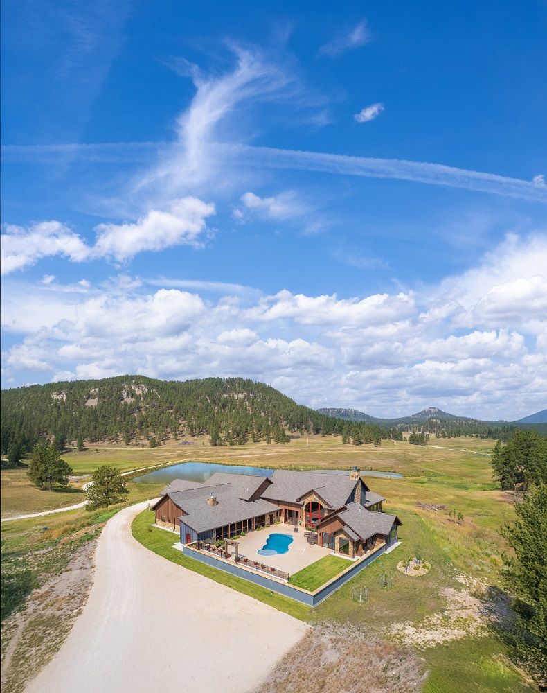 Once-In-A-Lifetime Executive Retreat – 127 Acres Of Black Hills Paradise