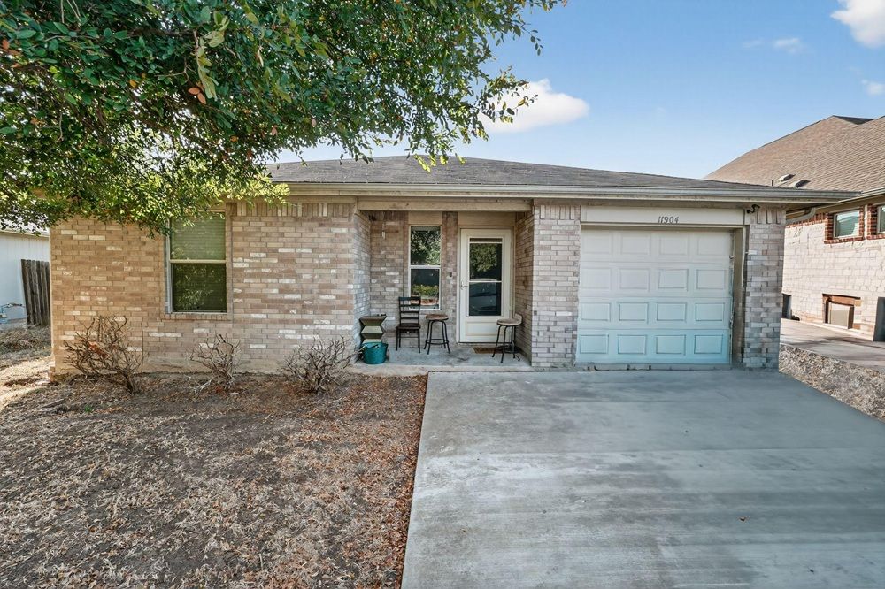 11904 Morning View Drive