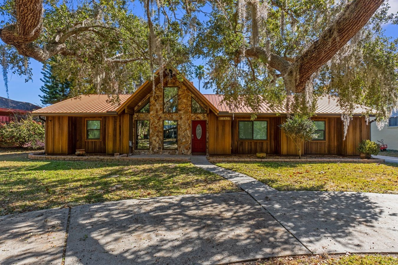 ONE-OF-A-KIND WATERFRONT RETREAT