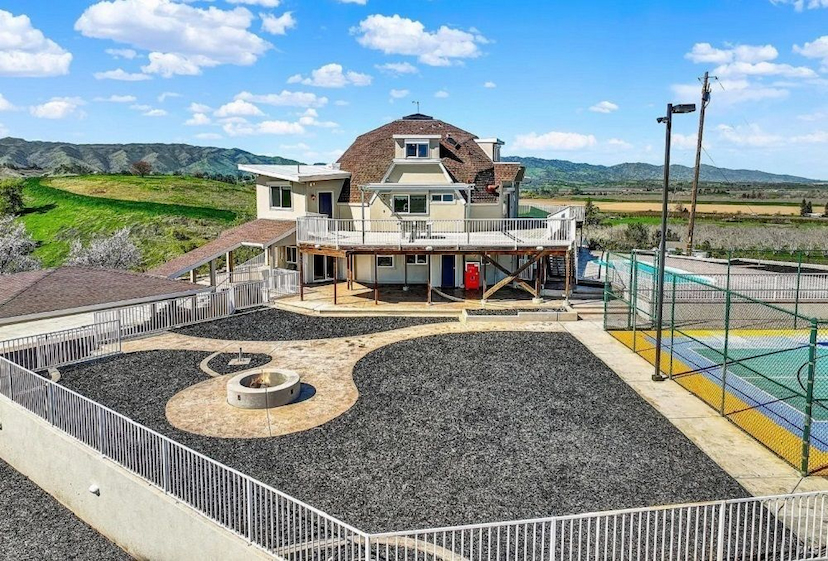 Custom Dome Home And Ranch On 30 Acres