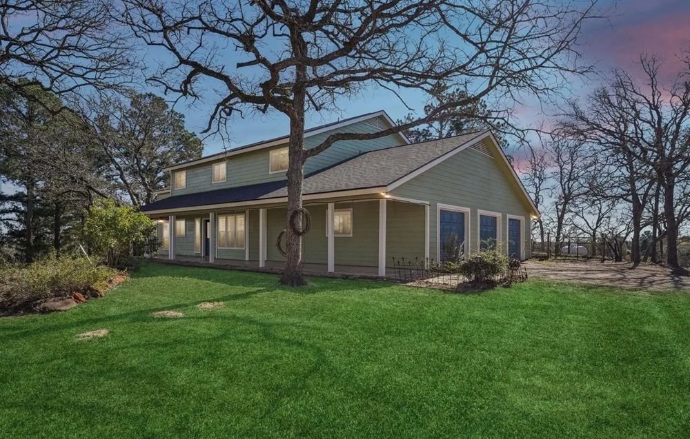 407 Country Lane