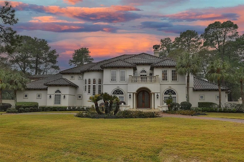Unbelievable Find In Resort Style Paradise