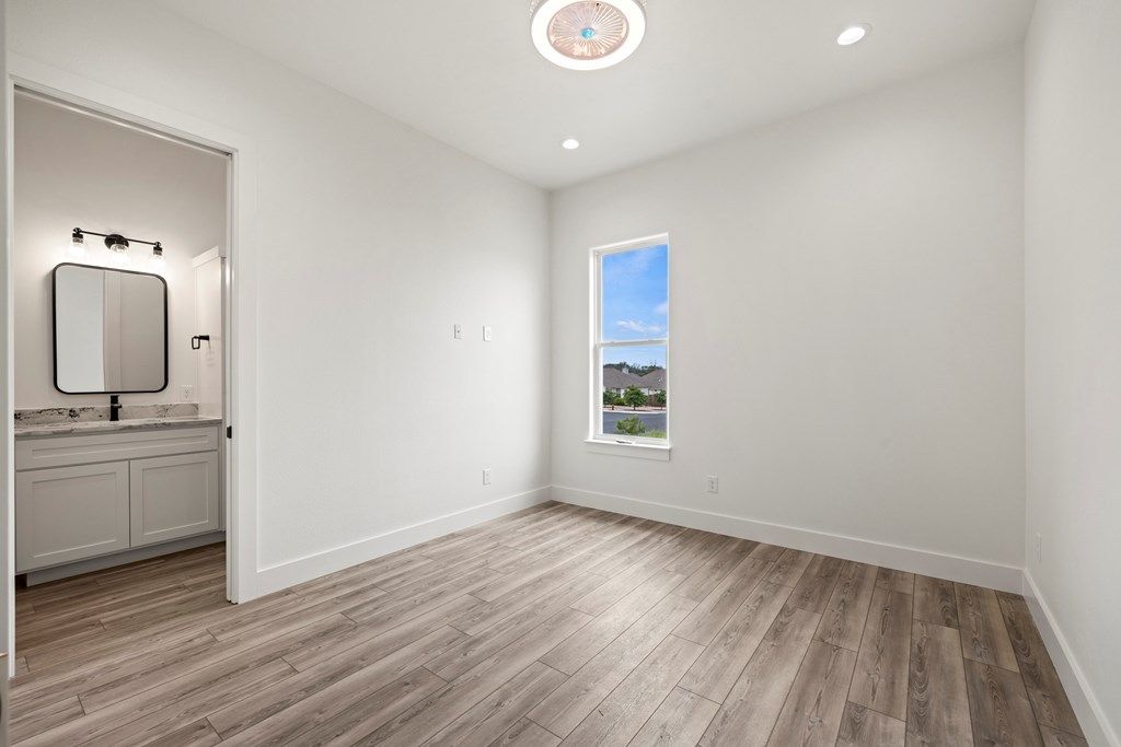 property-image-4