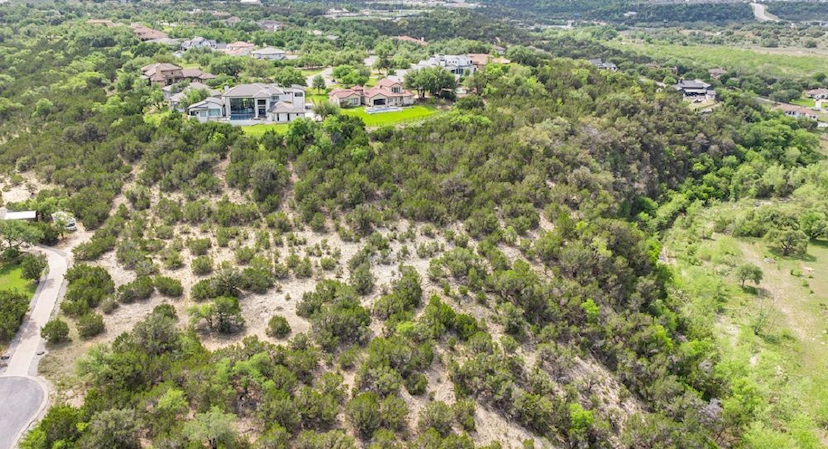 19401 Tessa Heights