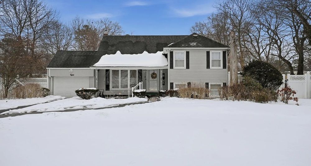 8 Myrtle Avenue