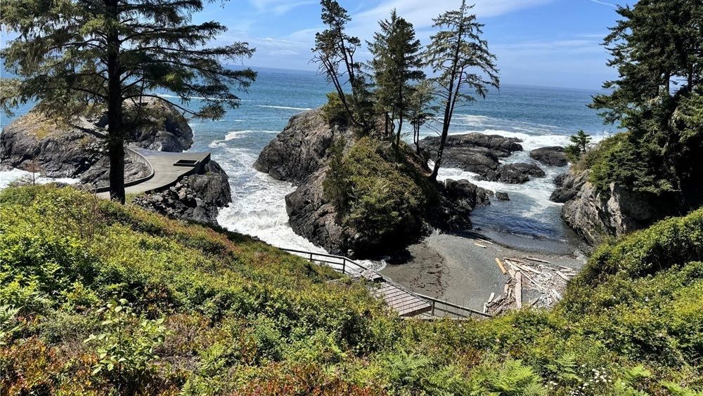 Spectacular, Private 3.14 Acres Oceanfront Estate Lot
