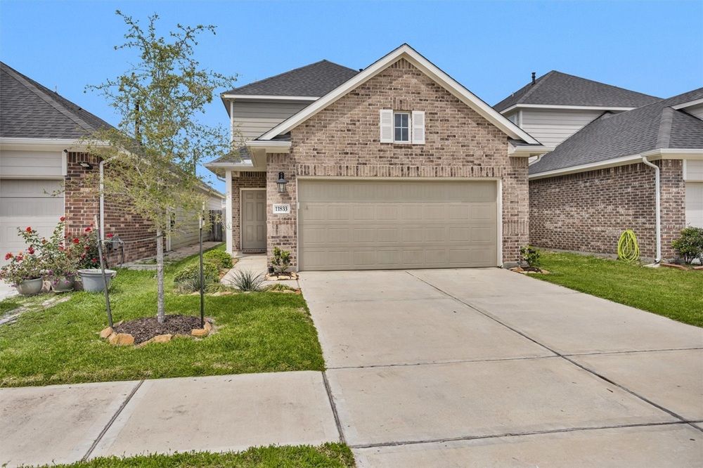 11833 Beachberry Dr