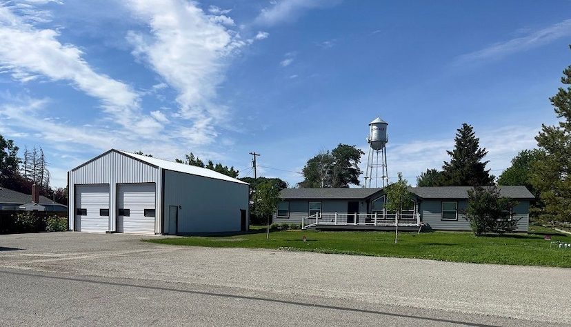 Escape To Peaceful Small-Town Living