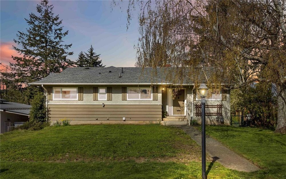 4530 Bissenden Pl