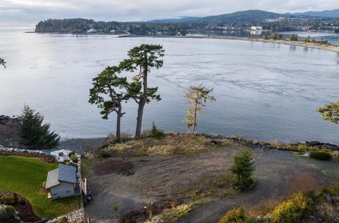 .27 Acre Lowbank Waterfront
