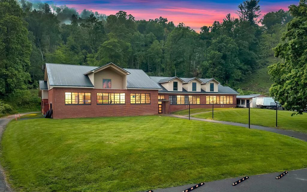 5500 Roan Creek