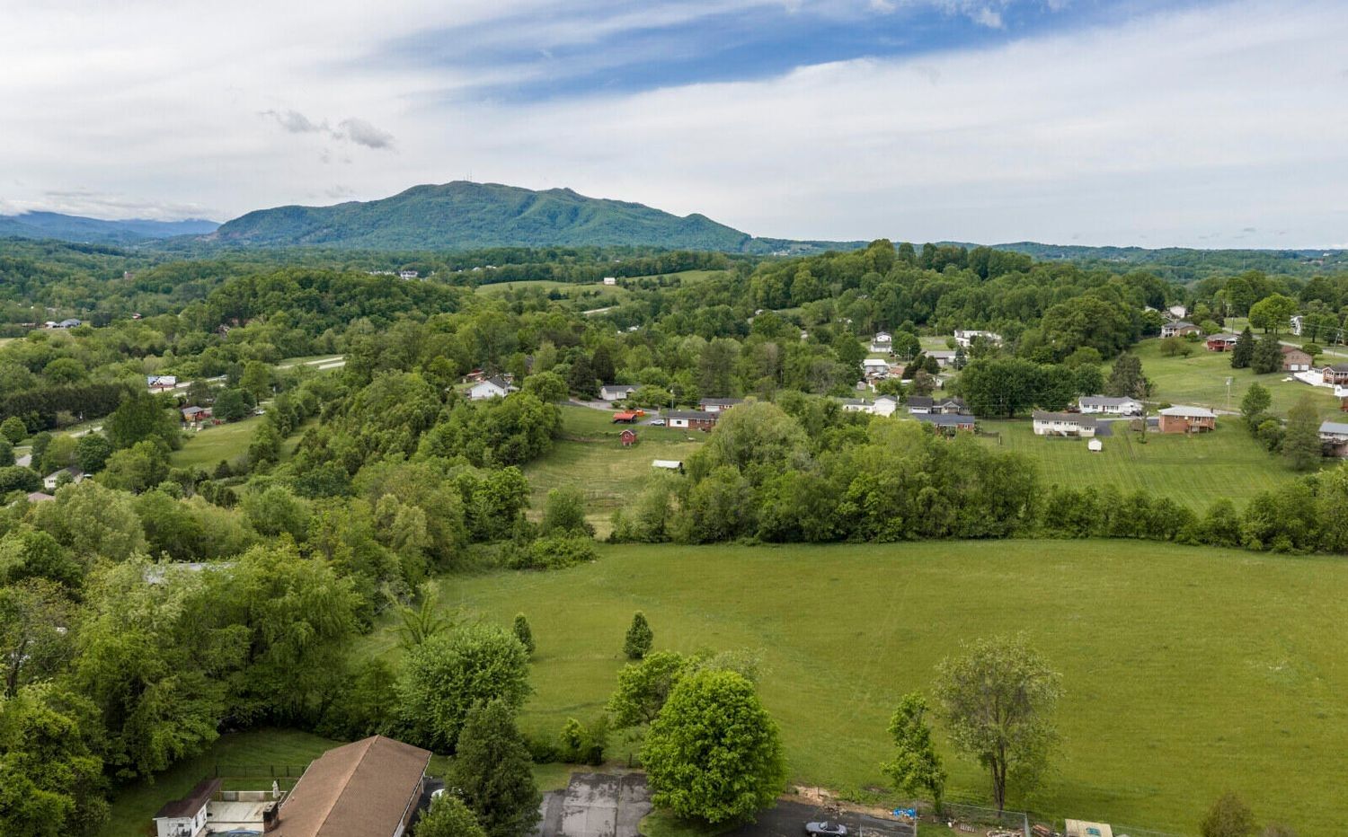 Sunny View Court- 5 Lovely Acres In Johnson City, TN