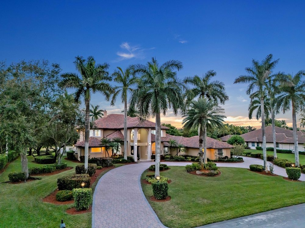 3855 Windmill Lakes Road