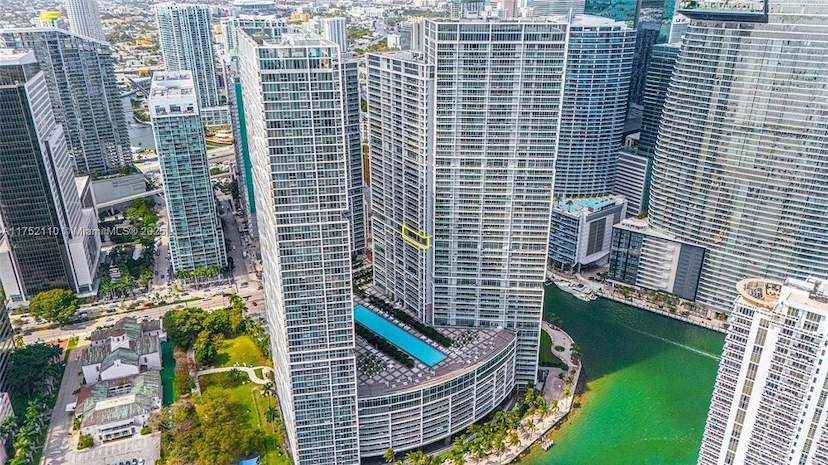 475 Brickell Ave #2809