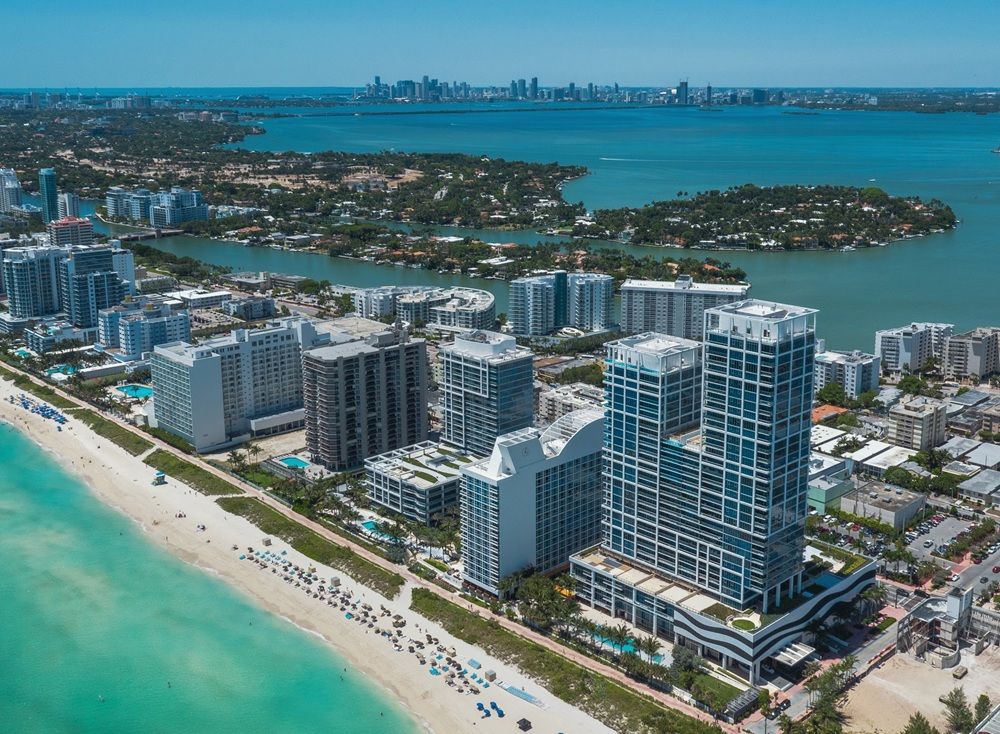 6799 Collins Avenue #1002