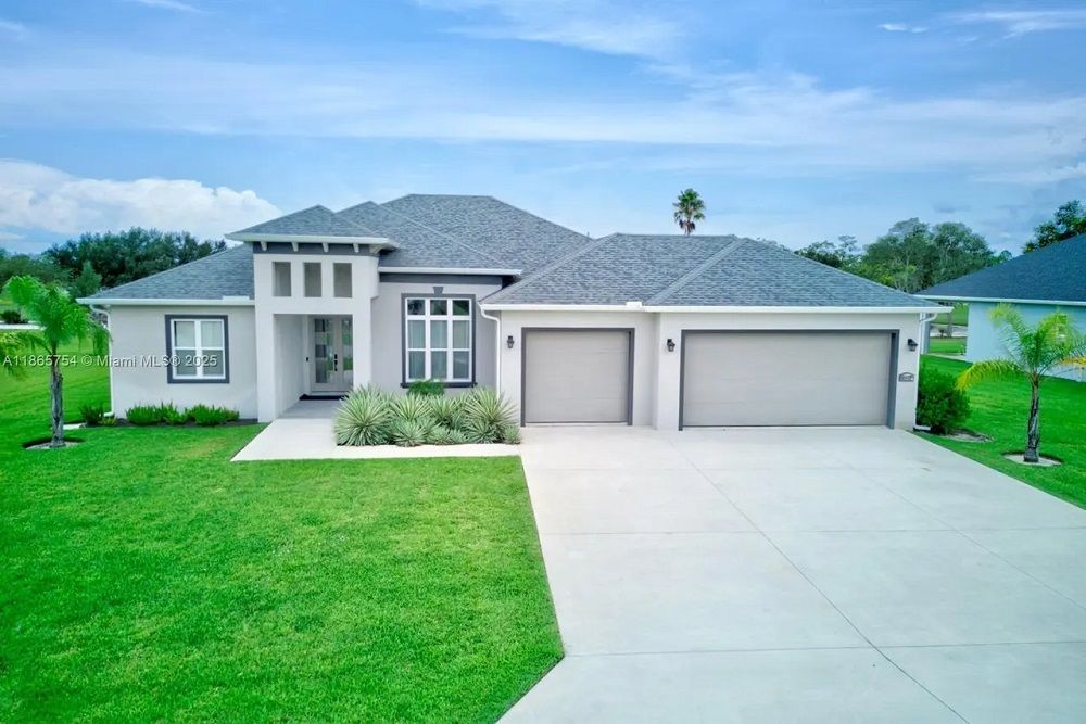 4962 Myrtle Beach Drive