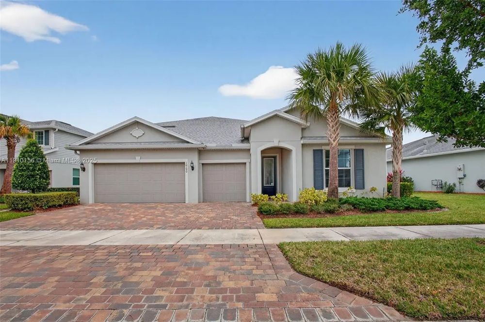 Heron Preserve At Tradition