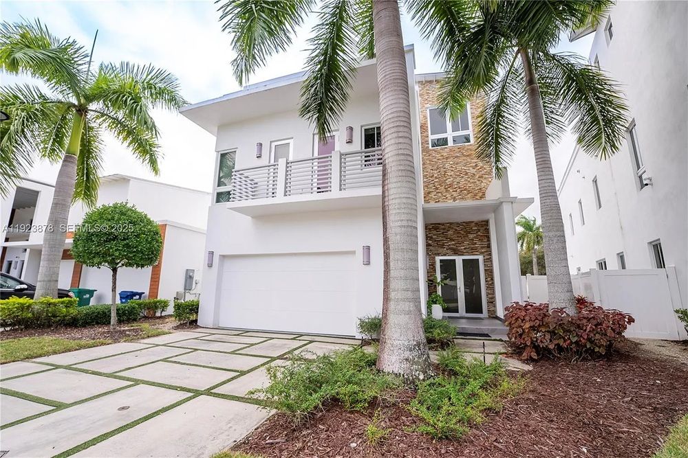 8340 NW 33rd Terrace