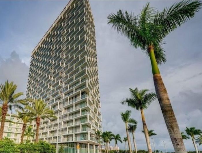 2000 Metropica Way Unit#901
