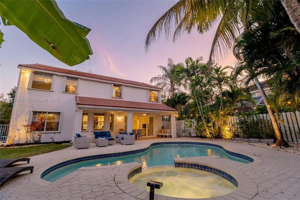 362 Lake Crest Court