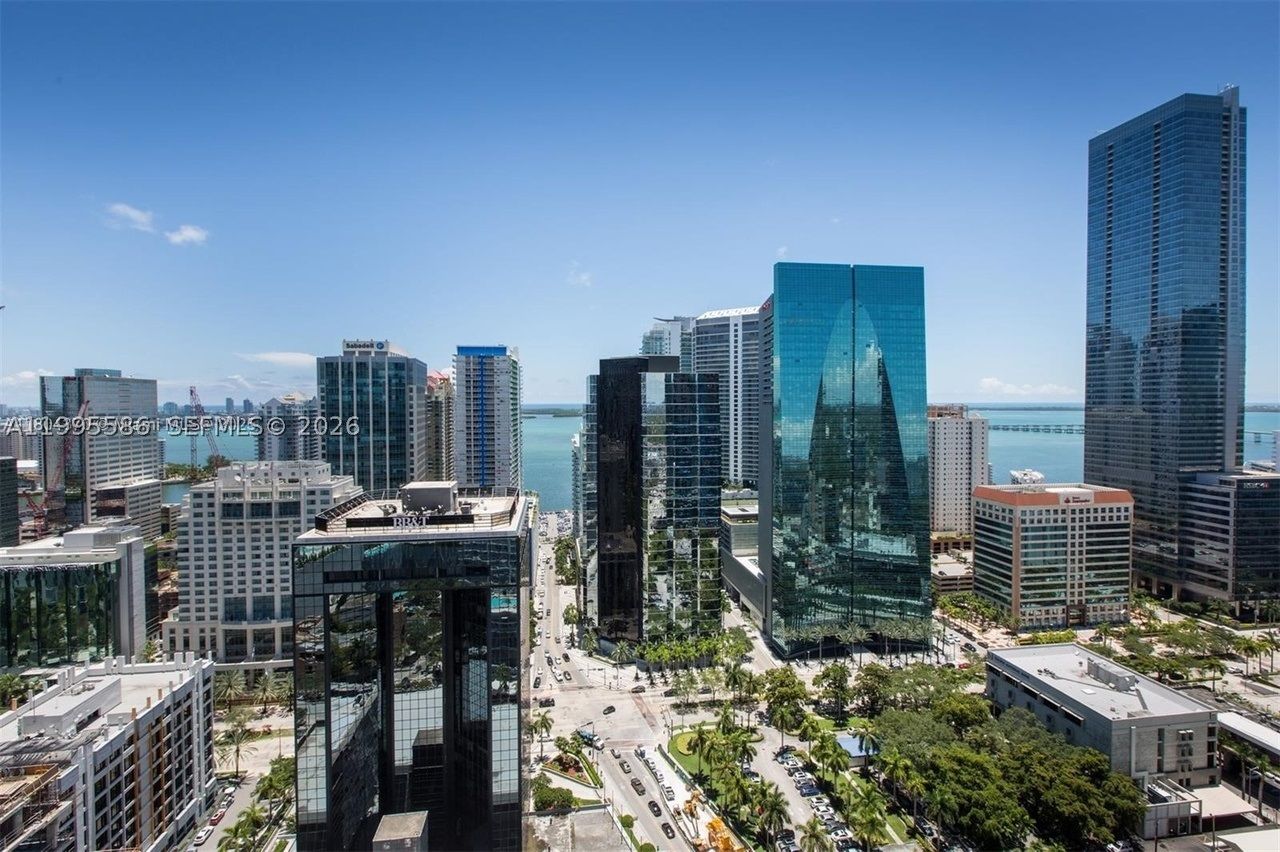 Penthouse On Top Of The City View