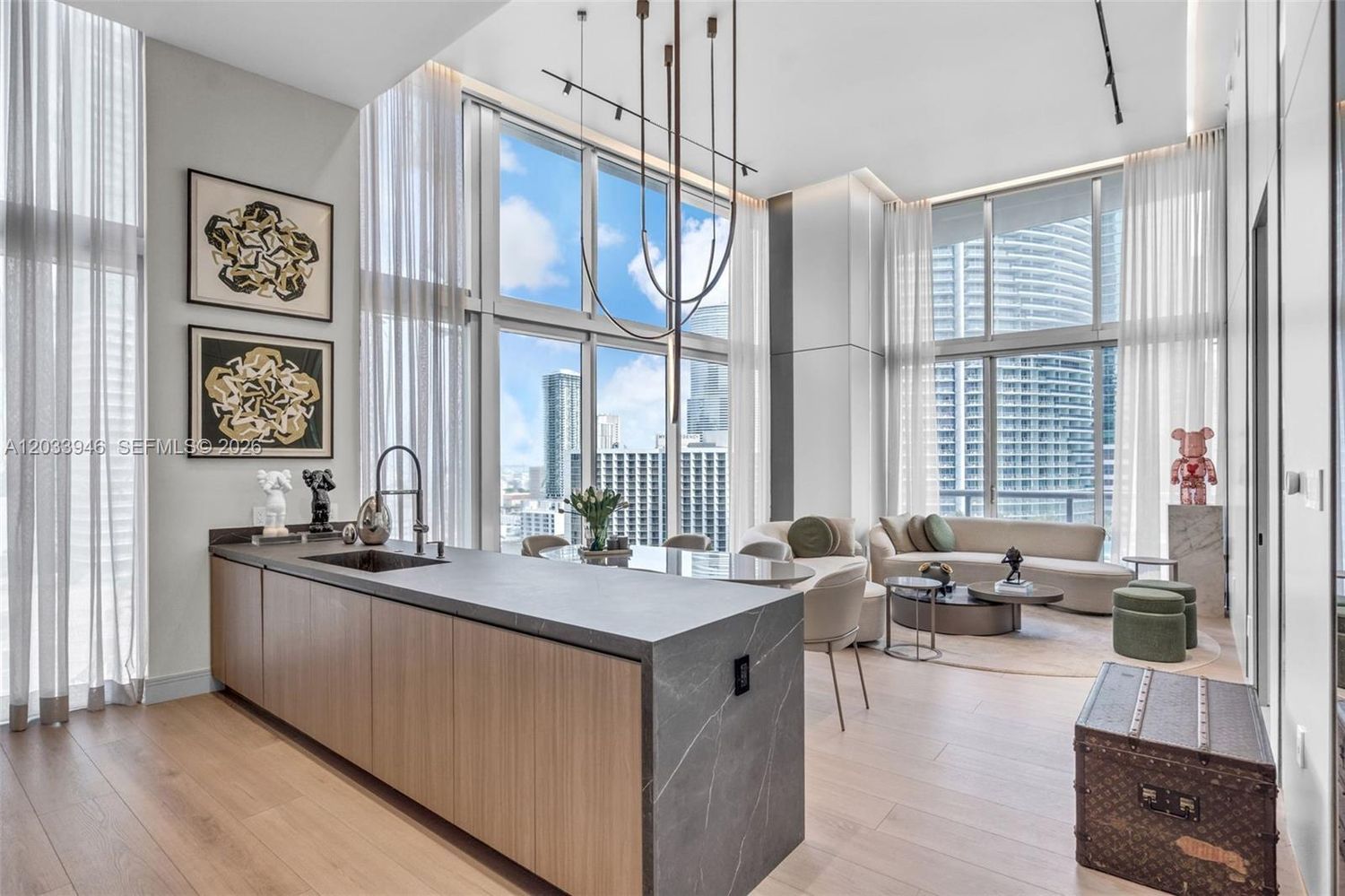 475 Brickell Avenue Apt 2215