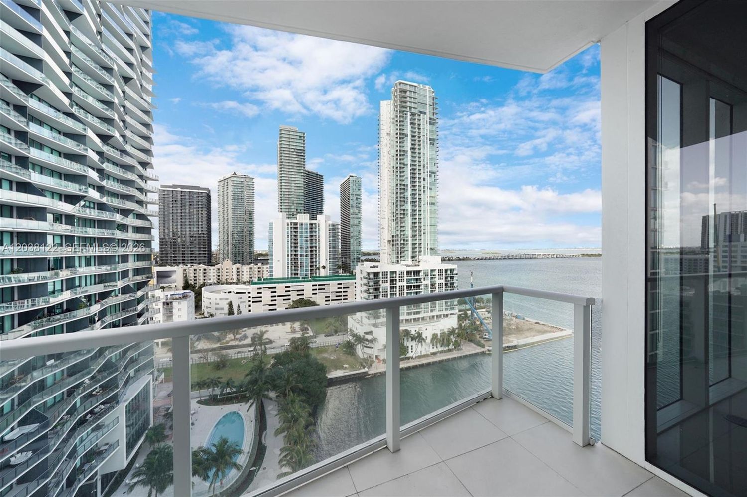 601 NE 27th St Unit 1501