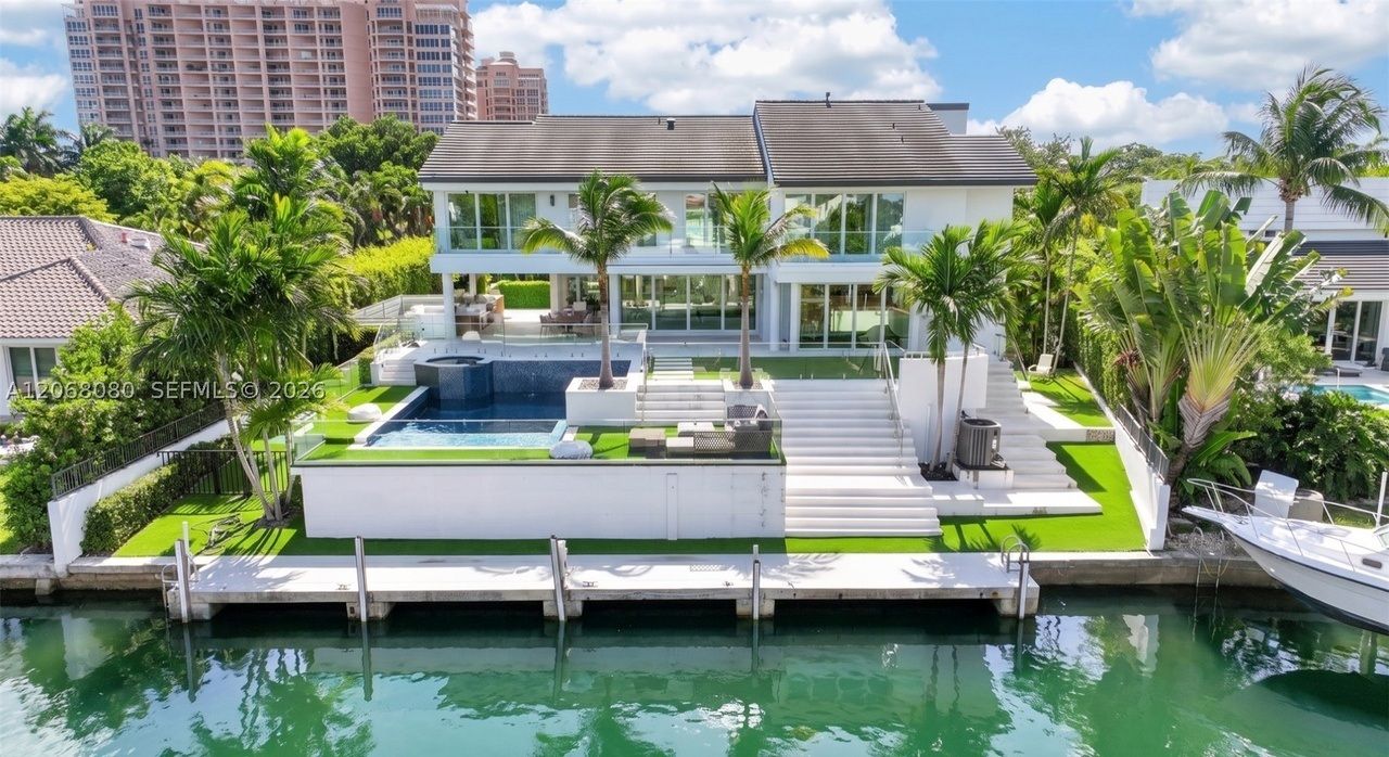 Luxury Coral Gables Waterfront Estate