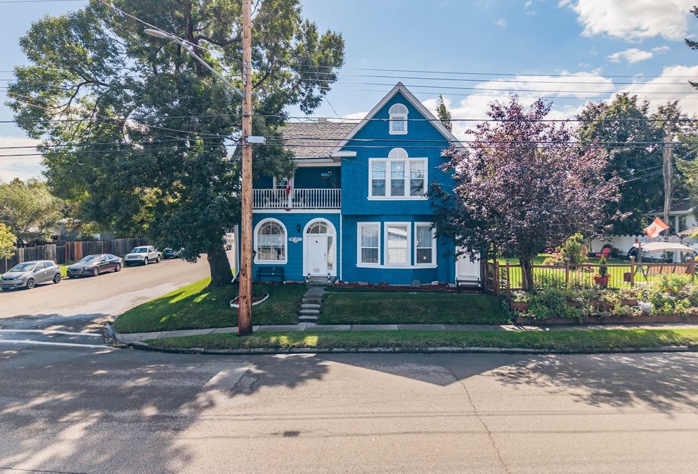 606 Main Street