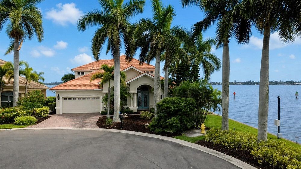Stunning Waterfront Estate