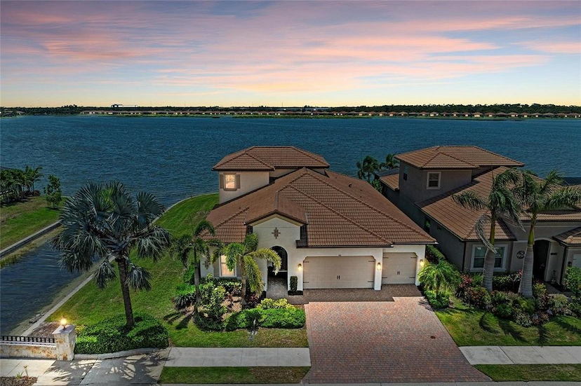 Unmatched Waterfront Living