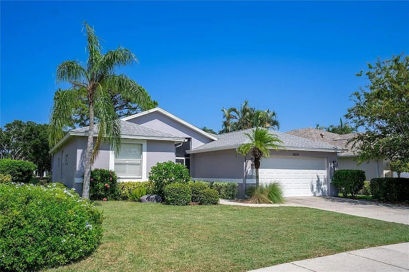 Welcome Home - (4039 Westbourne Cir)
