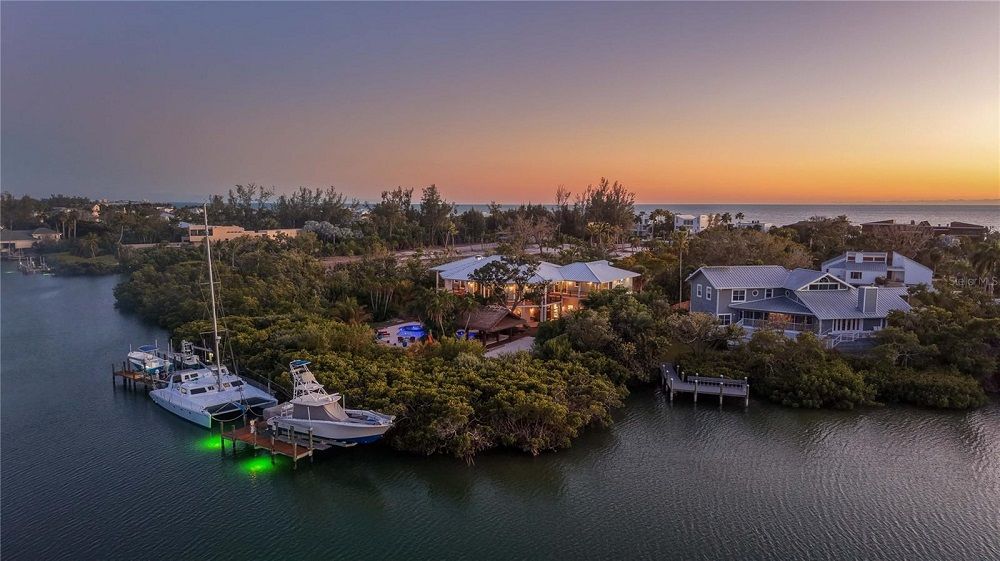 A Rare Longboat Key Compound