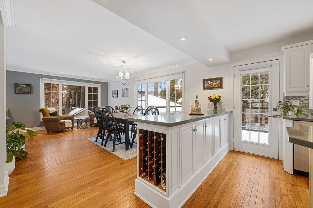 Stunning Split Level Home In The Heart Of Niagara-On-The-Lake